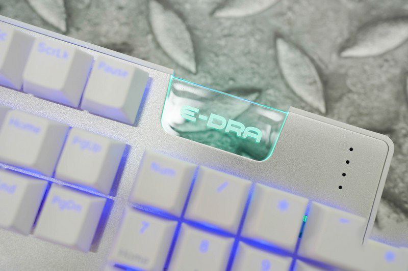 Bàn phím cơ E-DRA EK312 White blue switch