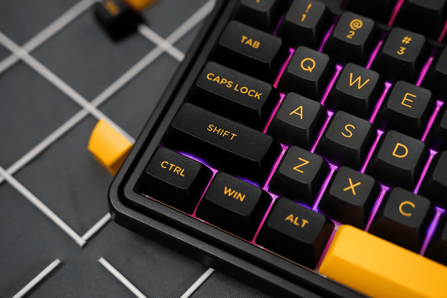 CMK87SAM Polar Night Black