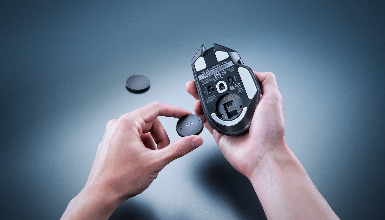 Chức năng sạc và quản lý pin.