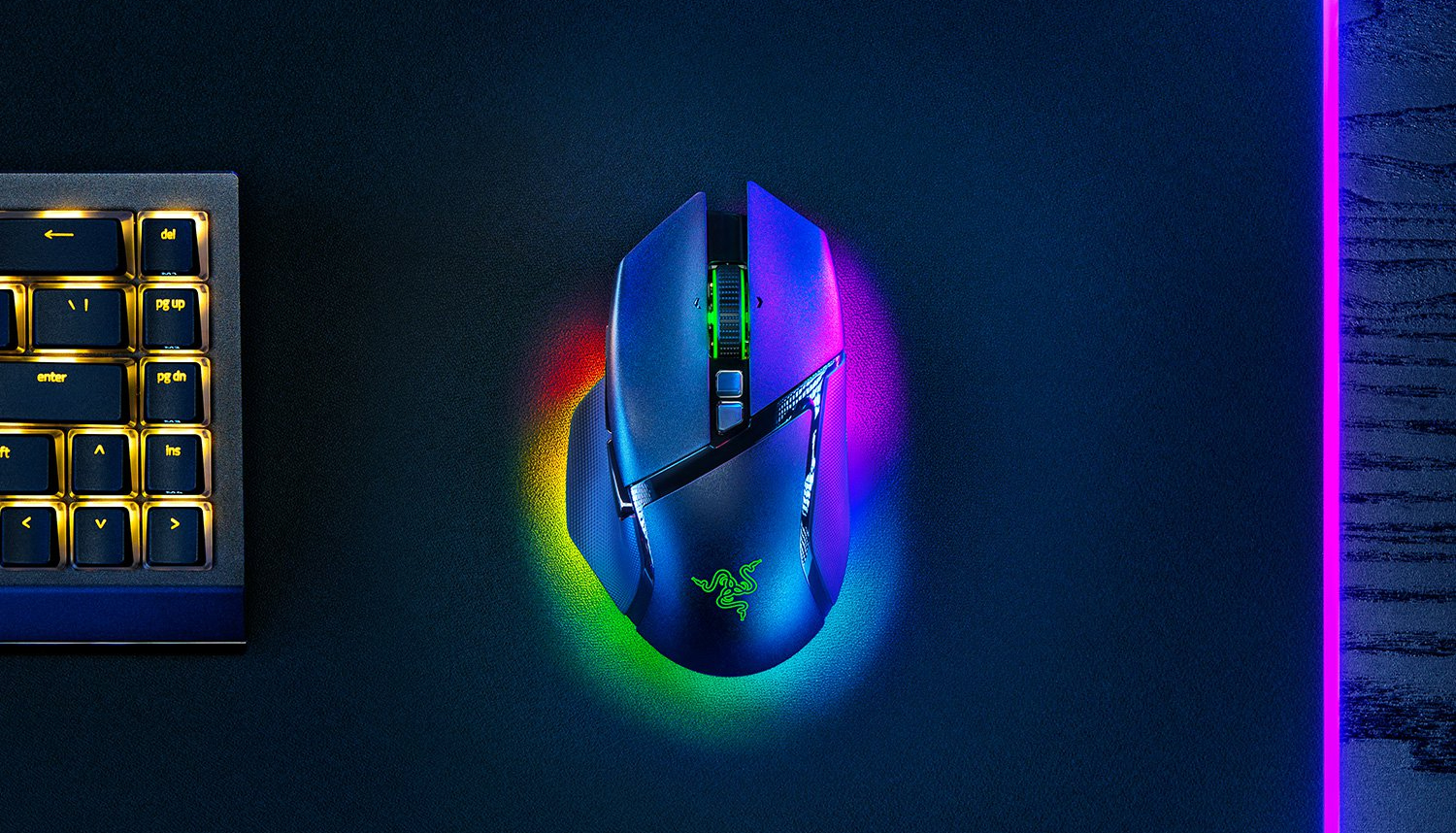 Razer™ Hyperspeed ​​Wireless hỗ trợ đa thiết bị.