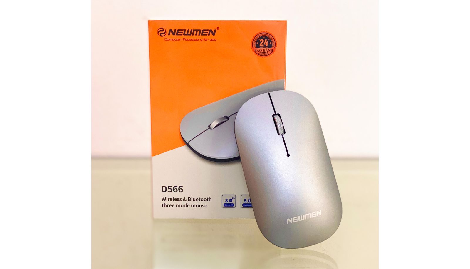 Thiết kế trên chuột máy tính D566.